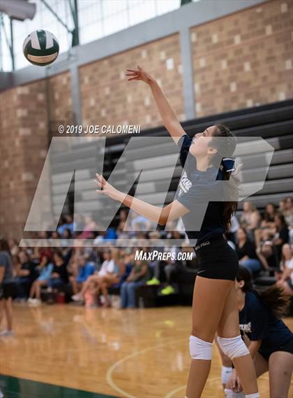 Thumbnail 1 in Alexander vs Brennan (Scrimmage) photogallery.