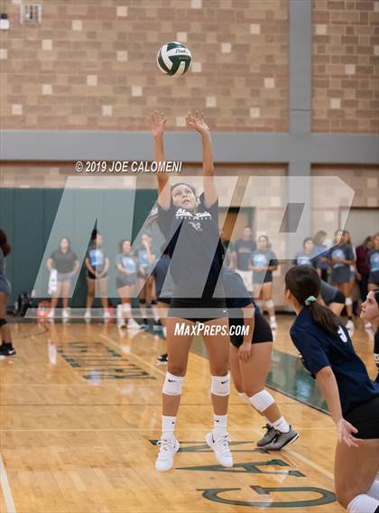 Thumbnail 2 in Alexander vs Brennan (Scrimmage) photogallery.