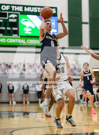 Thumbnail 2 in Middleton @ Eagle (IHSAA 5A District III Round 3) photogallery.
