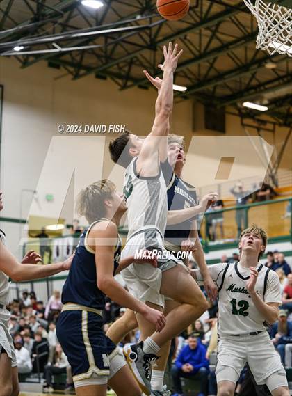 Thumbnail 1 in Middleton @ Eagle (IHSAA 5A District III Round 3) photogallery.