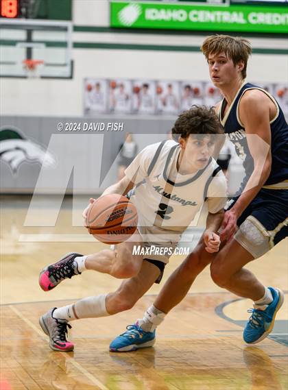 Thumbnail 3 in Middleton @ Eagle (IHSAA 5A District III Round 3) photogallery.