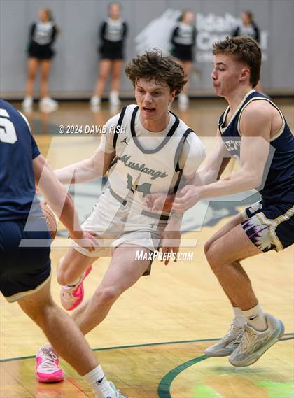 Thumbnail 2 in Middleton @ Eagle (IHSAA 5A District III Round 3) photogallery.