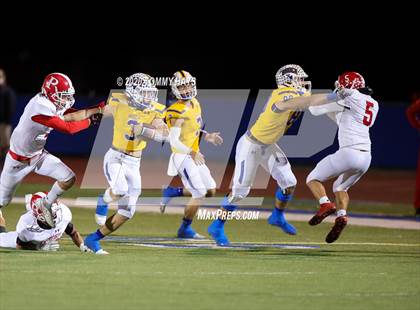Thumbnail 3 in Ponder @ Brock photogallery.