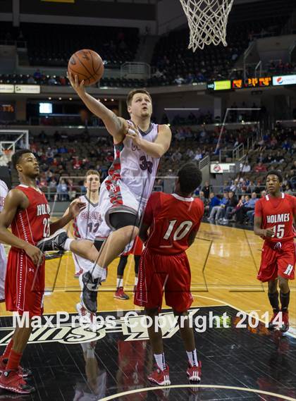 Thumbnail 2 in Dixie vs Holmes (KHSAA 9th Region Tournament) photogallery.