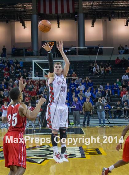 Thumbnail 2 in Dixie vs Holmes (KHSAA 9th Region Tournament) photogallery.