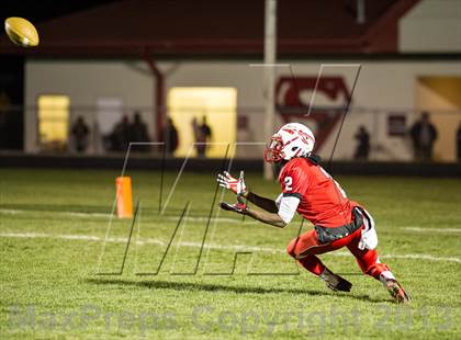 Thumbnail 3 in Swan Valley vs. Sexton (MHSAA Region 3 Division 4 Final)  photogallery.