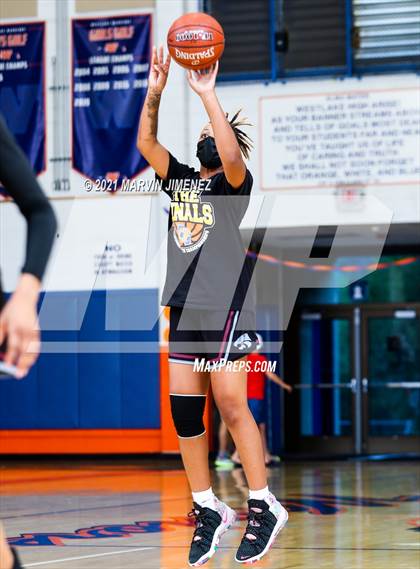 Thumbnail 2 in Paloma Valley @ Westlake (CIF Southern Section D2 Final) photogallery.