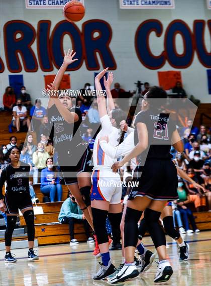Thumbnail 3 in Paloma Valley @ Westlake (CIF Southern Section D2 Final) photogallery.