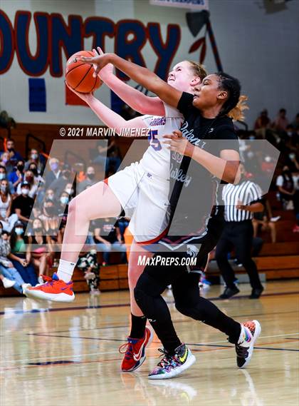 Thumbnail 2 in Paloma Valley @ Westlake (CIF Southern Section D2 Final) photogallery.