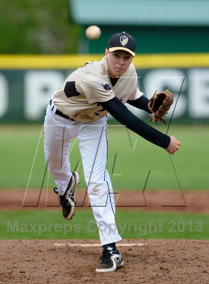 Thumbnail 1 in Grayslake North @ Grayslake Central photogallery.