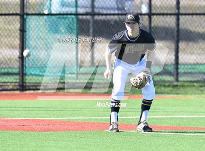 Thumbnail 2 in North Lamar vs Durant (Joe Moore Invitational) photogallery.