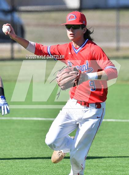 Thumbnail 3 in North Lamar vs Durant (Joe Moore Invitational) photogallery.
