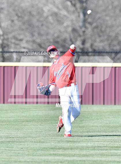 Thumbnail 2 in North Lamar vs Durant (Joe Moore Invitational) photogallery.