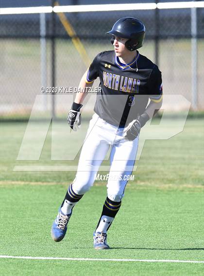 Thumbnail 3 in North Lamar vs Durant (Joe Moore Invitational) photogallery.