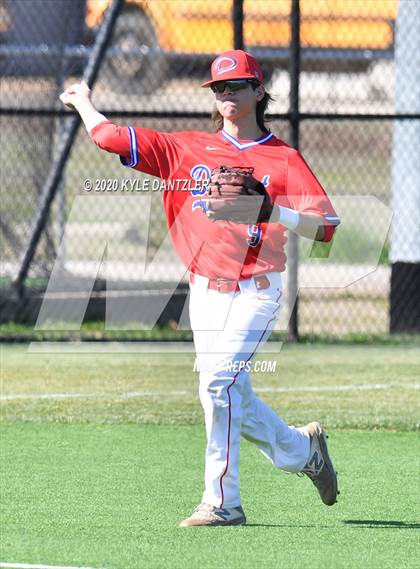 Thumbnail 2 in North Lamar vs Durant (Joe Moore Invitational) photogallery.