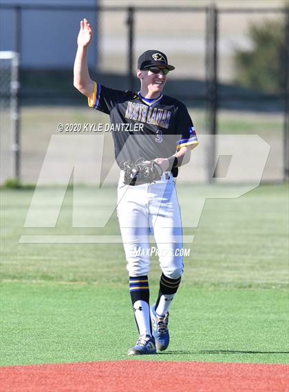 Thumbnail 2 in North Lamar vs Durant (Joe Moore Invitational) photogallery.