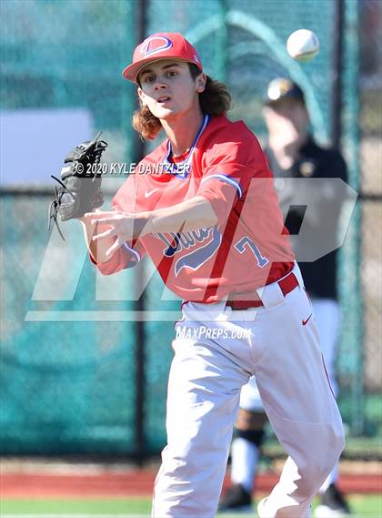 Thumbnail 2 in North Lamar vs Durant (Joe Moore Invitational) photogallery.