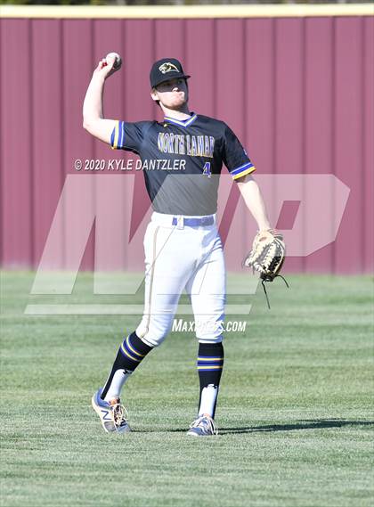 Thumbnail 1 in North Lamar vs Durant (Joe Moore Invitational) photogallery.