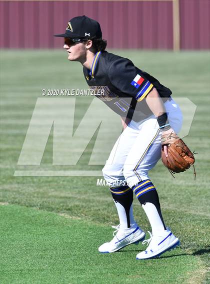 Thumbnail 2 in North Lamar vs Durant (Joe Moore Invitational) photogallery.
