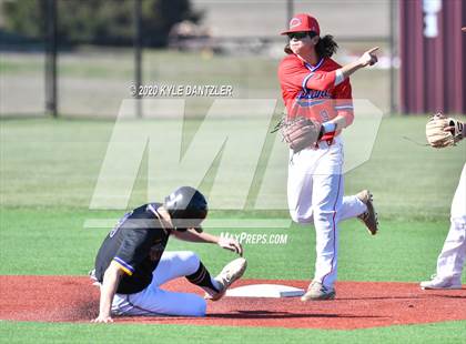Thumbnail 2 in North Lamar vs Durant (Joe Moore Invitational) photogallery.