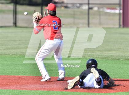 Thumbnail 2 in North Lamar vs Durant (Joe Moore Invitational) photogallery.
