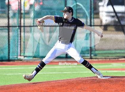 Thumbnail 2 in North Lamar vs Durant (Joe Moore Invitational) photogallery.