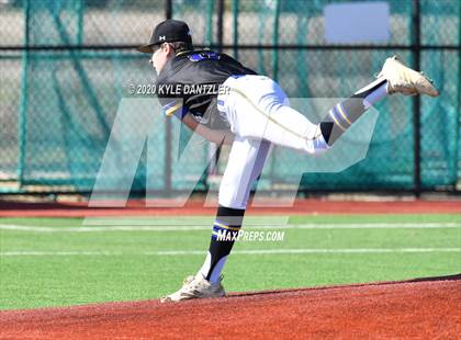 Thumbnail 2 in North Lamar vs Durant (Joe Moore Invitational) photogallery.