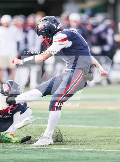 Thumbnail 3 in Palmer Ridge @ Dakota Ridge (CHSAA 4A Championship) photogallery.