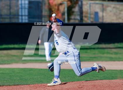 Thumbnail 3 in El Segundo @ Calabasas photogallery.