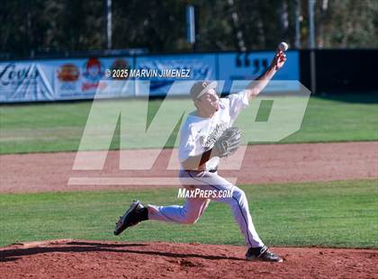 Thumbnail 1 in El Segundo @ Calabasas photogallery.