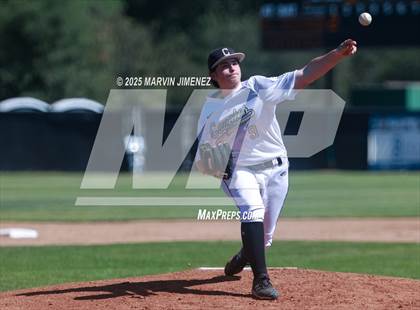 Thumbnail 1 in El Segundo @ Calabasas photogallery.