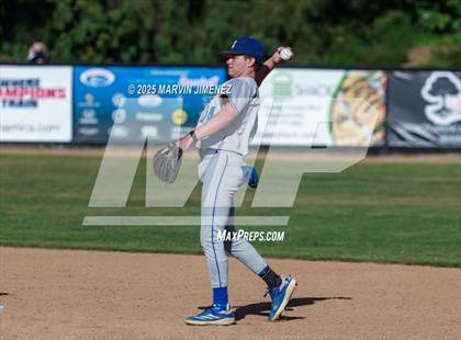 Thumbnail 3 in El Segundo @ Calabasas photogallery.