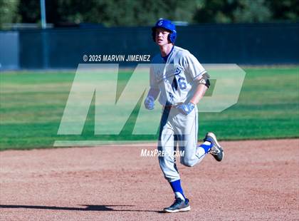 Thumbnail 2 in El Segundo @ Calabasas photogallery.