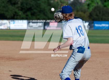 Thumbnail 2 in El Segundo @ Calabasas photogallery.
