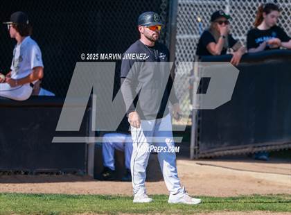 Thumbnail 2 in El Segundo @ Calabasas photogallery.