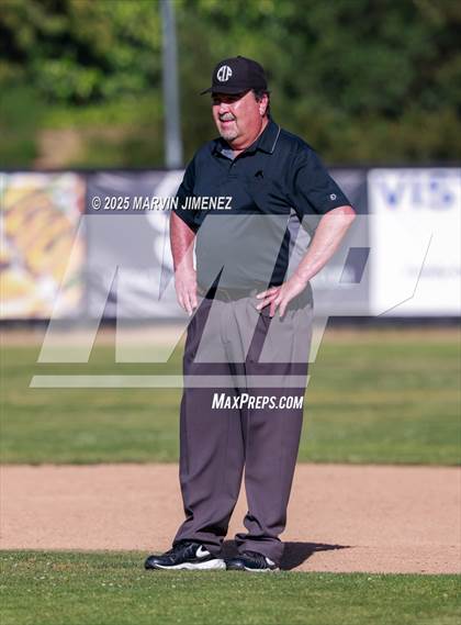 Thumbnail 1 in El Segundo @ Calabasas photogallery.