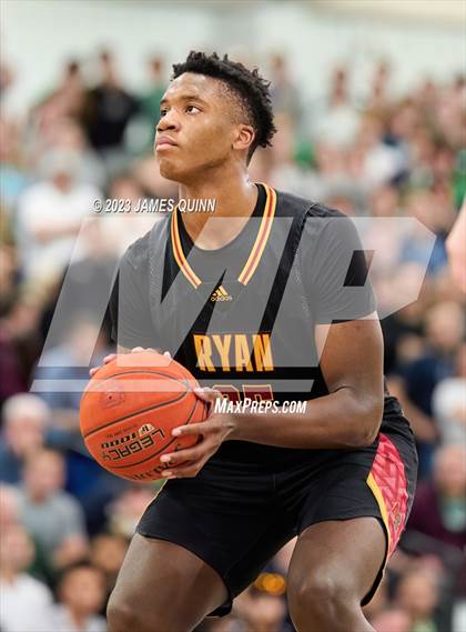 Thumbnail 2 in Archbishop Ryan vs. Radnor (PIAA 5A Quarterfinal) photogallery.