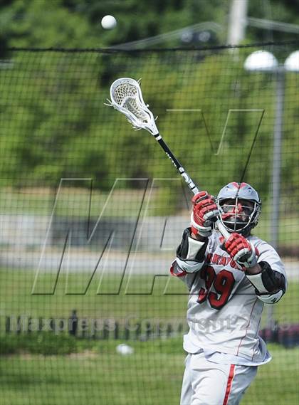 Thumbnail 2 in Niskayuna vs. Garden City (NYPHSAA Class B Semifinal) photogallery.
