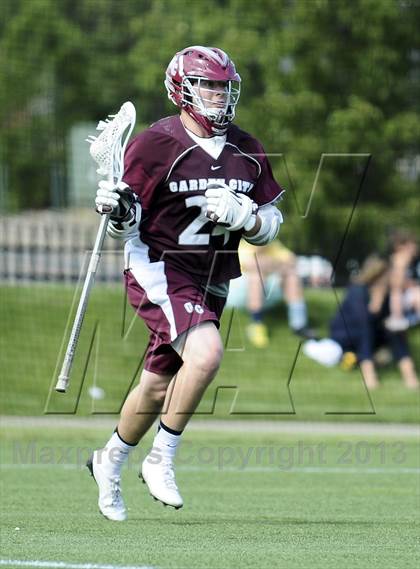 Thumbnail 1 in Niskayuna vs. Garden City (NYPHSAA Class B Semifinal) photogallery.