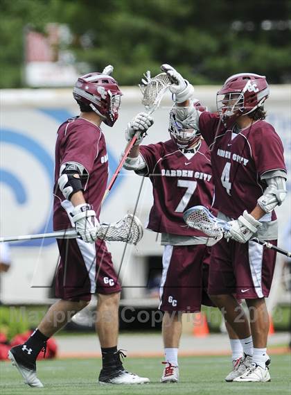 Thumbnail 2 in Niskayuna vs. Garden City (NYPHSAA Class B Semifinal) photogallery.
