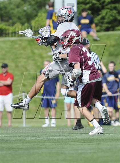 Thumbnail 2 in Niskayuna vs. Garden City (NYPHSAA Class B Semifinal) photogallery.