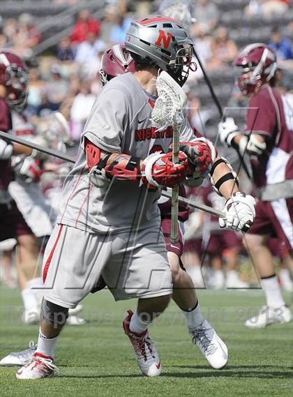 Thumbnail 1 in Niskayuna vs. Garden City (NYPHSAA Class B Semifinal) photogallery.