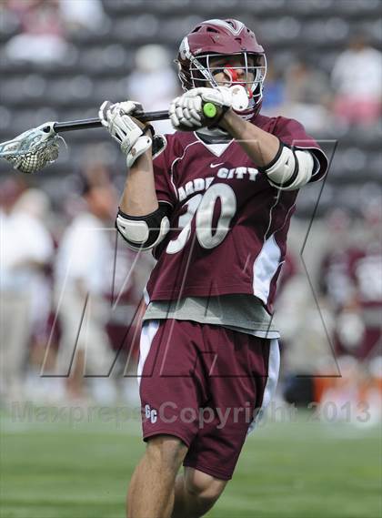 Thumbnail 1 in Niskayuna vs. Garden City (NYPHSAA Class B Semifinal) photogallery.