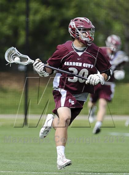 Thumbnail 2 in Niskayuna vs. Garden City (NYPHSAA Class B Semifinal) photogallery.
