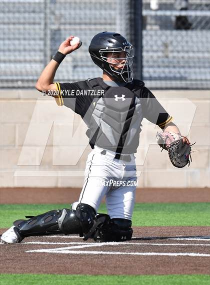 Thumbnail 3 in Mt. Pleasant vs Van (Sunnyvale Invitational) photogallery.