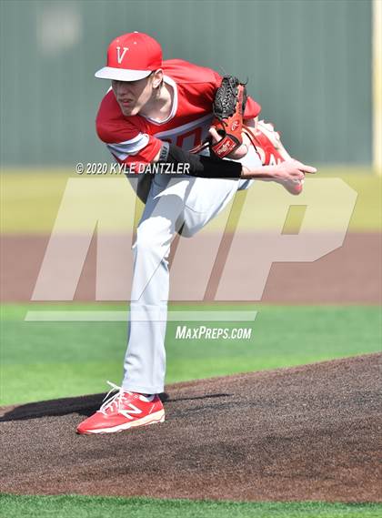 Thumbnail 1 in Mt. Pleasant vs Van (Sunnyvale Invitational) photogallery.