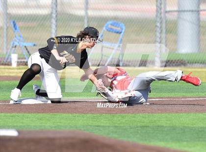 Thumbnail 1 in Mt. Pleasant vs Van (Sunnyvale Invitational) photogallery.