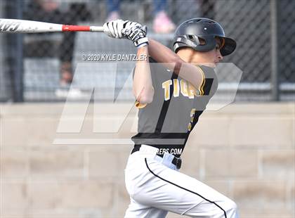 Thumbnail 1 in Mt. Pleasant vs Van (Sunnyvale Invitational) photogallery.