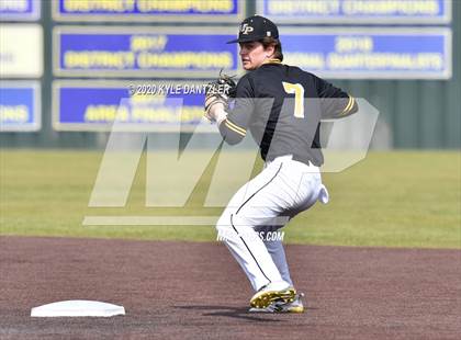 Thumbnail 1 in Mt. Pleasant vs Van (Sunnyvale Invitational) photogallery.