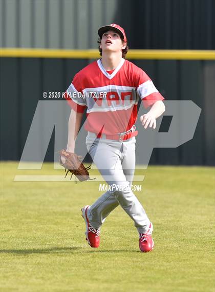 Thumbnail 3 in Mt. Pleasant vs Van (Sunnyvale Invitational) photogallery.
